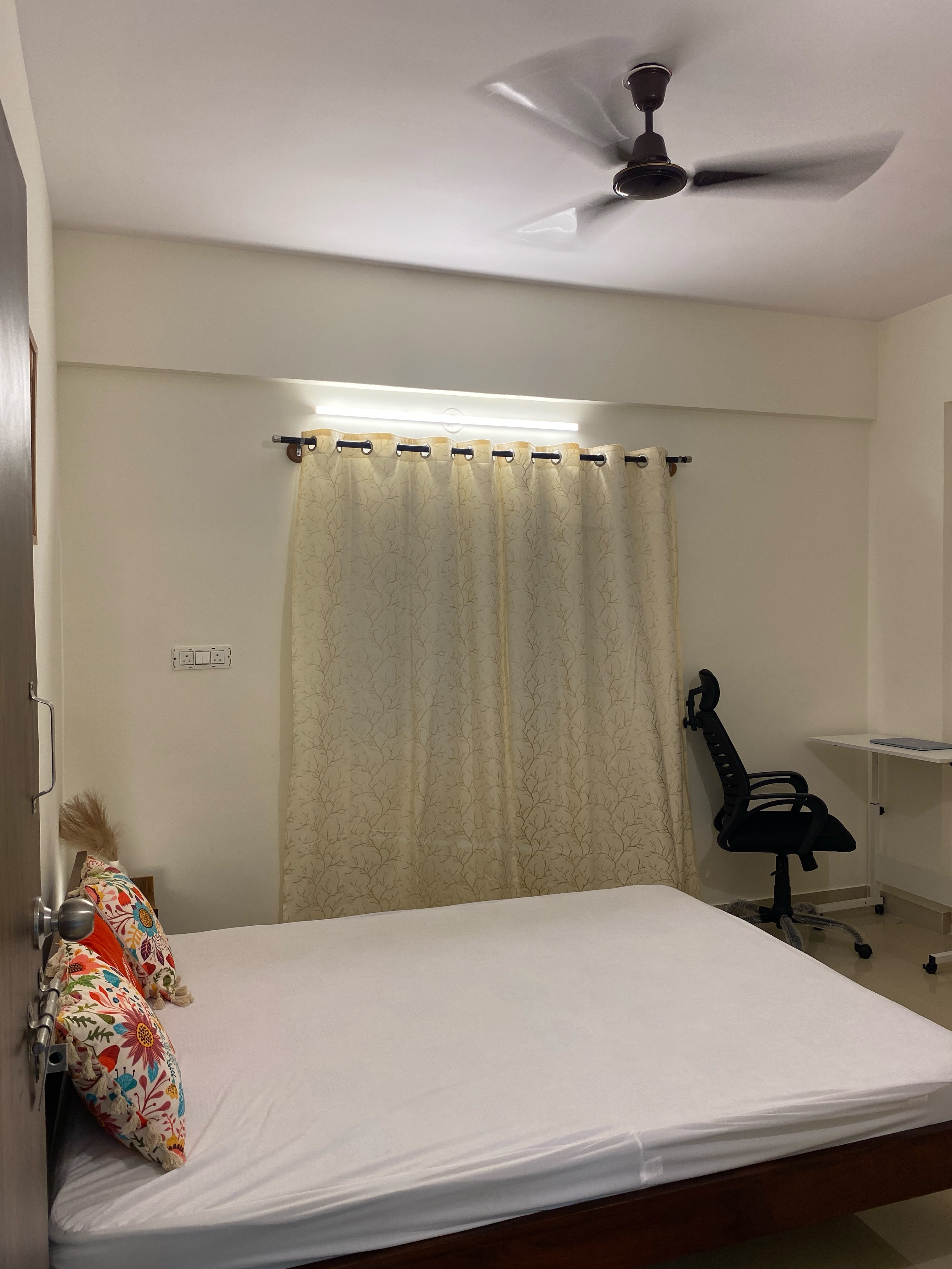 Nova Living Room Seating